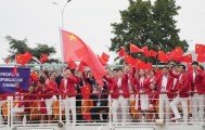 华体会首页-【图集】中国体育代表团正式亮相 马龙挥舞五星红旗