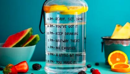 日本国脚佐野海舟结婚，其妻子木下樱是一名模特